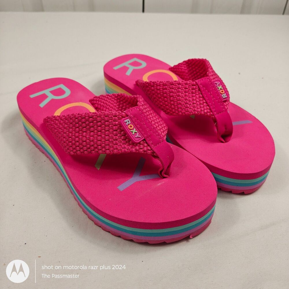 Women's Roxy Slip-On Thong Sandals US Size 5.5